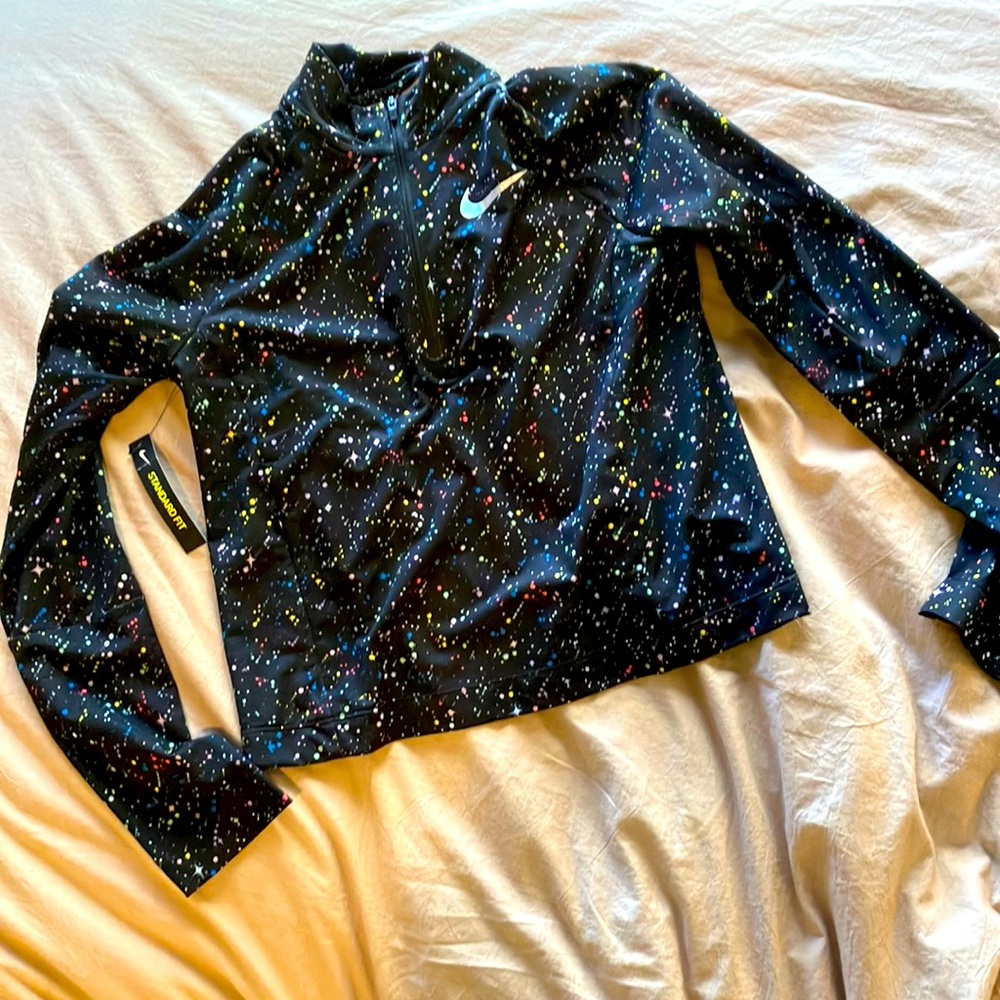 Nike Crop Dri-Fit NWT